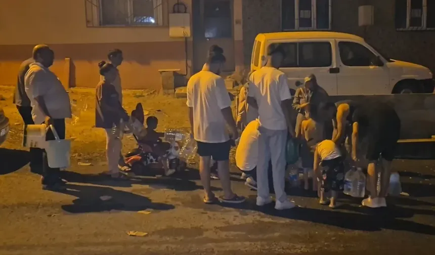 Tekirdağ'da Su Kesintisi Krizi! Tepkiler Çığ Gibi, Vatandaşlar Bidonlarla Sokağa Döküldü!