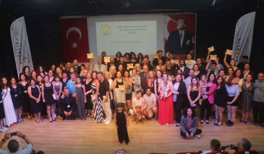 Burhaniye Kent Tiyatrosu Yeni Yetenekler Arıyor: 25. Yıla Özel Oyuncu Seçmeleri Başladı