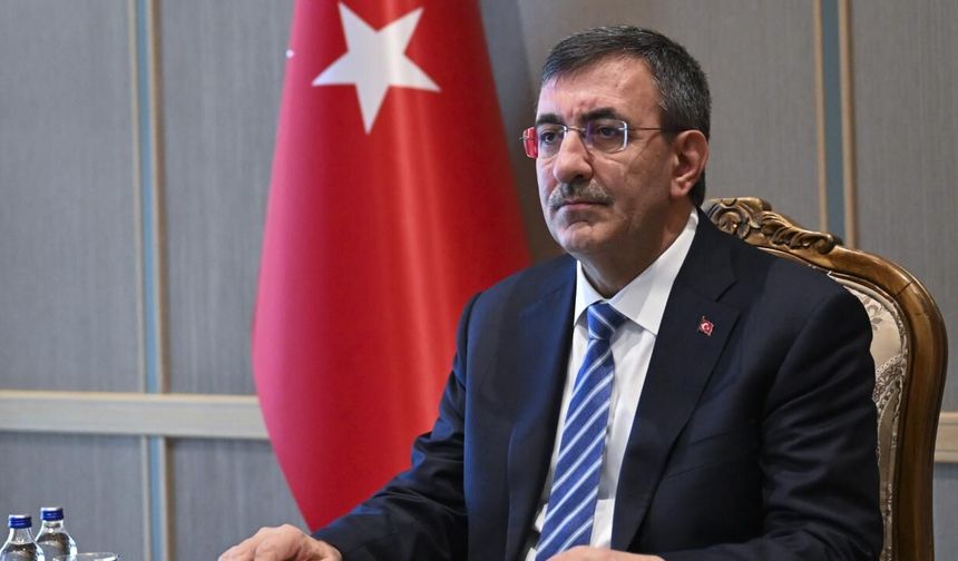 Cevdet Yılmaz'dan Son Dakika Emekli Ve Memur Zammı Açıklaması: Refah Payı Ve En Düşük Maaş Düzenlemesi Meclis'e Geliyor!