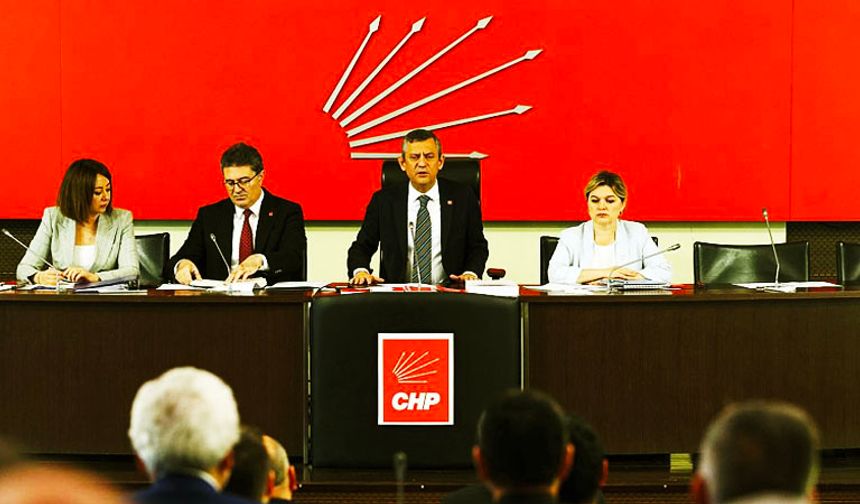 CHP’nin A Takımı Belli Oldu: Özgür Özel’den MYK’da 7 Yeni İsim ve 3 Yeni Birim