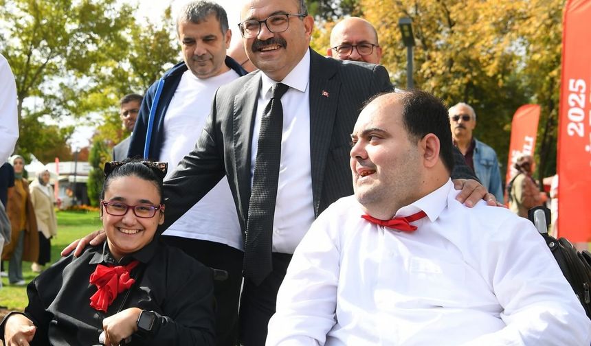 Balıkesir’de “Büyük Aile Şenliği” Coşkusu: Geçmişin İzinde, Geleceğe Umutla