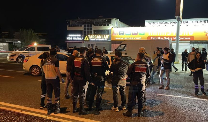 Edremit'te dehşet gecesi! 2 kişi öldü, şüpheli etkisiz hale getirildi.. 2 polis 7 kişi yaralı