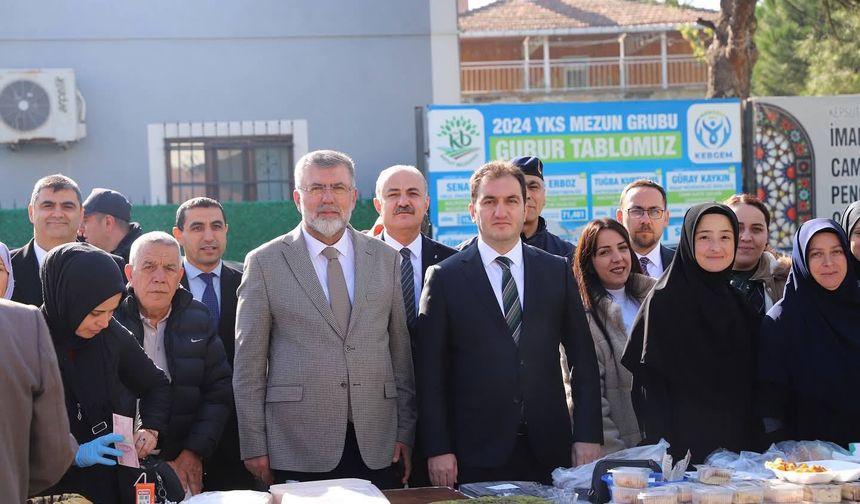 Kepsut’ta “Gazze’ye Gönül Köprüsü” Kermesi Düzenlendi