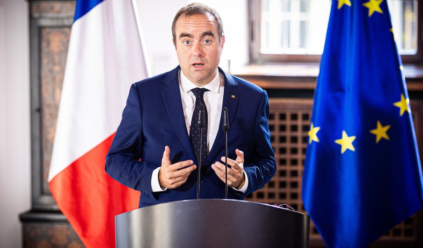 Başbakan Sebastien Lecornu Neden İstifa Etti? Fransa’da Hükümet Krizi Büyüyor