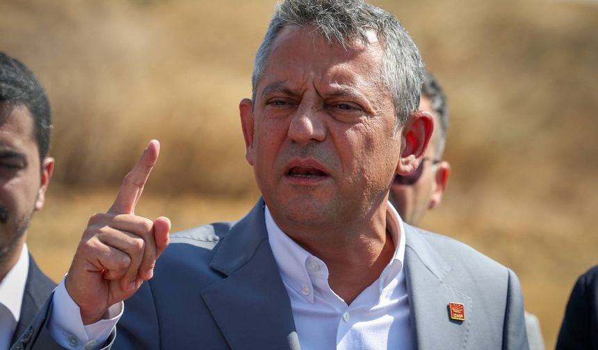 Özgür Özel'den açıklamalar: Otokrasi kaybetti, demokrasi kazandı