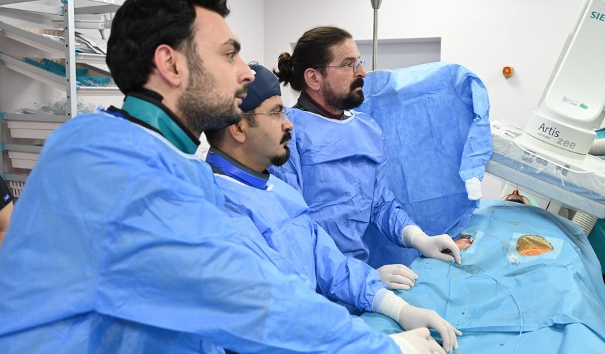 Balıkesir Üniversitesi Kardiyolojiden Büyük Başarı: Artık Kalp Ritim Bozuklukları Balıkesir’de Tedavi Ediliyor