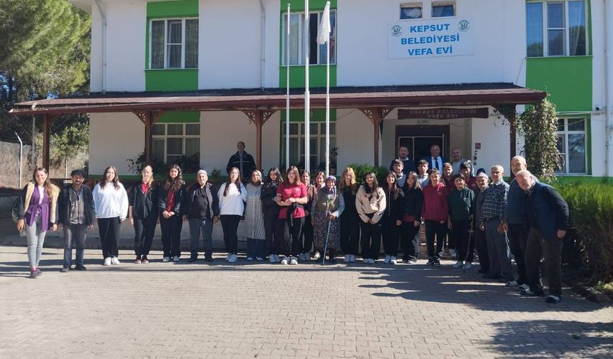 Kepsut Belediyesi’nden 20 Mahallede Sağlık ve Altyapı Hamlesi