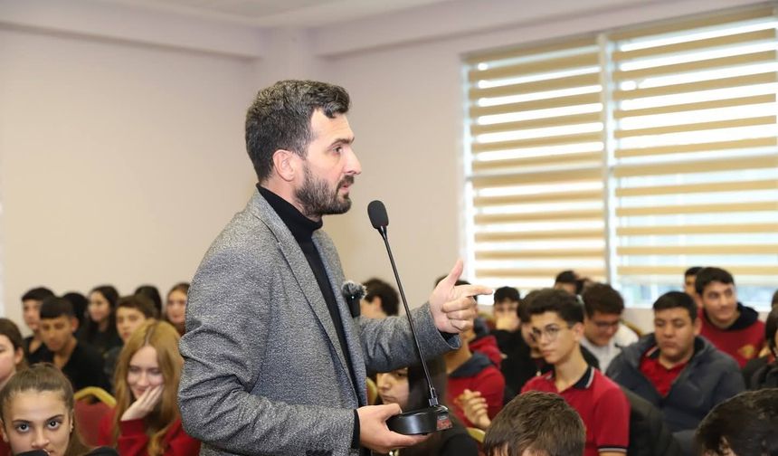 Kepsut’ta “Gazze’ye Doğru Vicdan Rotasında” Söyleşisi: Prof. Dr. Haşmet Yazıcı’dan Duygusal Anlatım