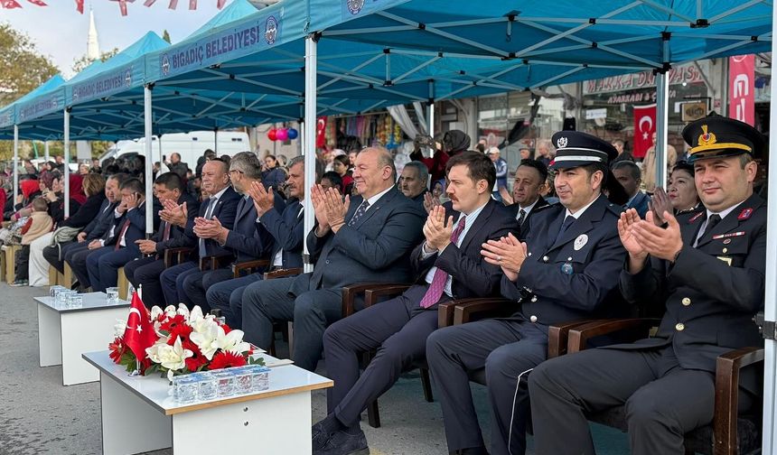 Bigadiç’te Cumhuriyet’in 102. Yılı Büyük Coşkuyla Kutlandı!