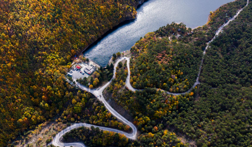Boraboy Gölü'nden sonbahar manzaraları