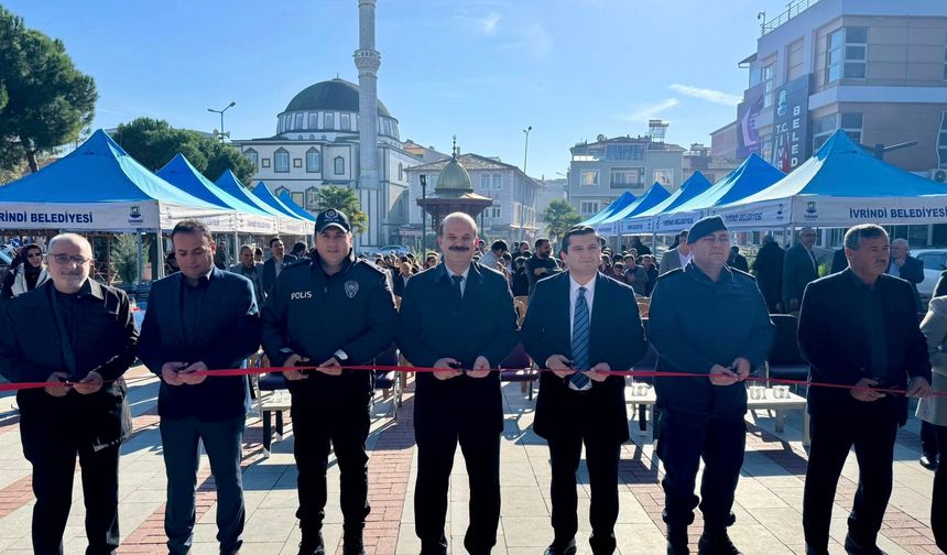 İvrindi’de 5. Kitap Günleri Başladı: Kaymakam Atar ve Belediye Başkanı Lapanta Açılışı Gerçekleştirdi