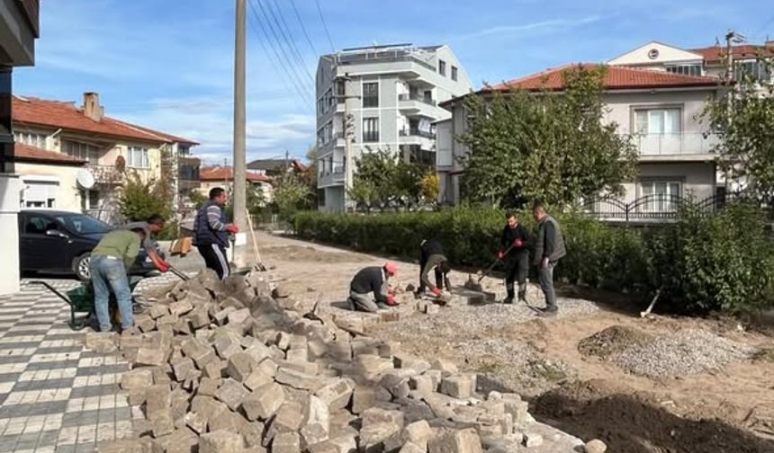 Bigadiç’te Yol Çalışmalarıyla Ulaşım Daha Güvenli ve Konforlu Hale Geliyor