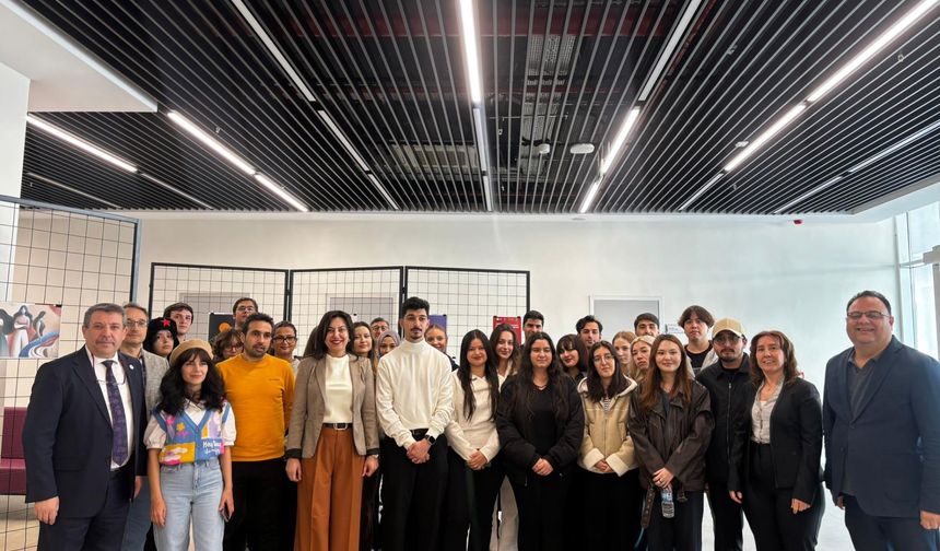 “Kadına Şiddete Hayır Uluslararası Poster Sergisi 2025” Bandırma Onyedi Eylül Üniversitesi’nde Açıldı