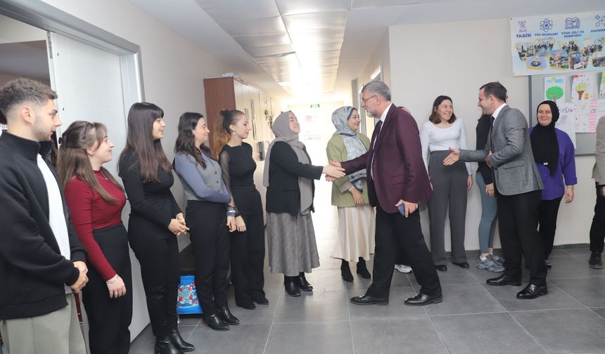 Kepsut Belediye Başkanı Cankul’dan 24 Kasım Öğretmenler Günü Ziyareti