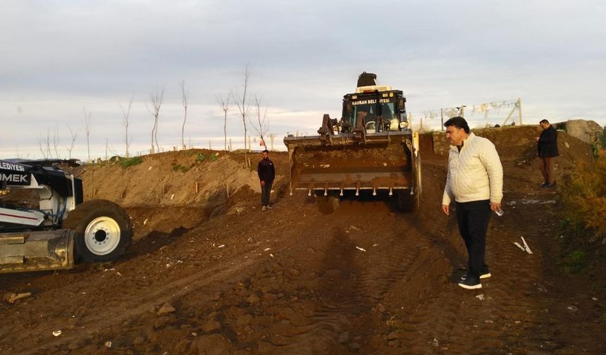 Havran’da Yeni İlçe Tarım ve Orman Müdürlüğü Binasında Çevre Düzenlemesi Sürüyor