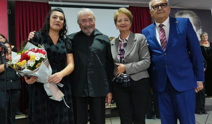 Burhaniyeli Kadınlardan 25 Kasım İçin Farkındalık Konseri