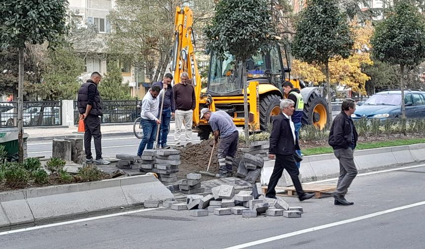 Edremit Yolu’nda Yaya Geçidi Sonradan Akla Geldi: Yeni Yol Daha Açılmadan Sorunlarla Gündemde
