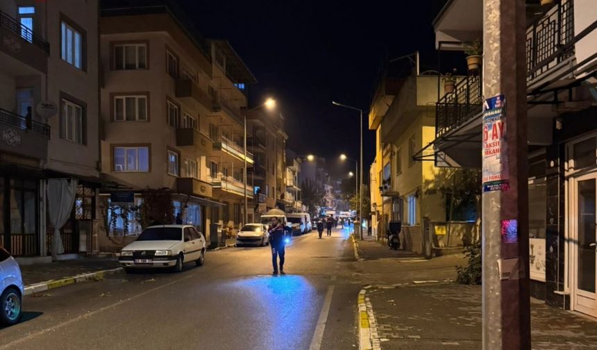 Bağlar Sokağı’nda Silahlı Saldırı! Motosikletli Şüpheliler Ateş Açtı: 1 Yaralı