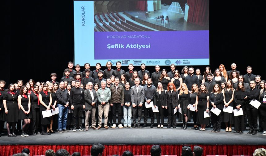 Balıkesir'de 10. Korolar Maratonu'na muhteşem final