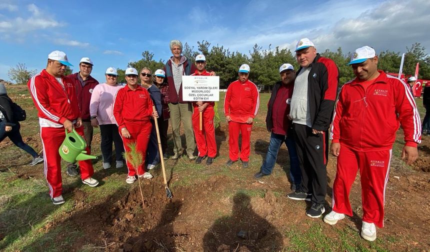 Şahidimiz Toprak, İmzamız Fidan, Sevdamız Yeşil Vatan