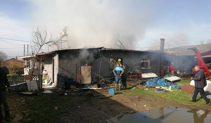 Balıkesir Gönen’de Korkutan Ev Yangını!