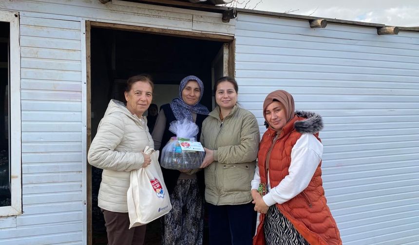 Sındırgı Belediyesi Kırsal Mahallelerde Vatandaşlarla Bir Araya Geldi