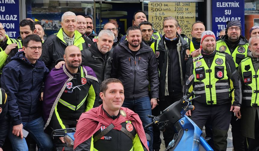 Depremin Vurduğu Sındırgı’da Motorcular Birlik İçin Yola Çıktı