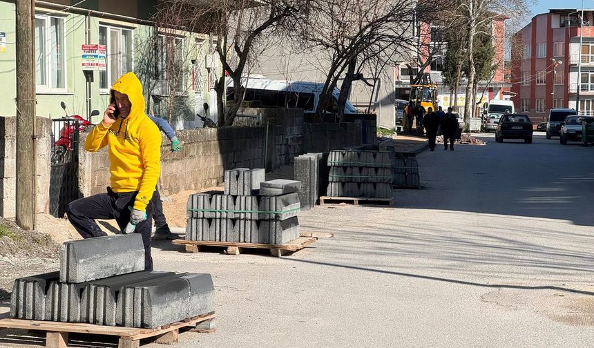 İvrindi’de Altyapı ve Çevre Düzenleme Çalışmaları Sürüyor