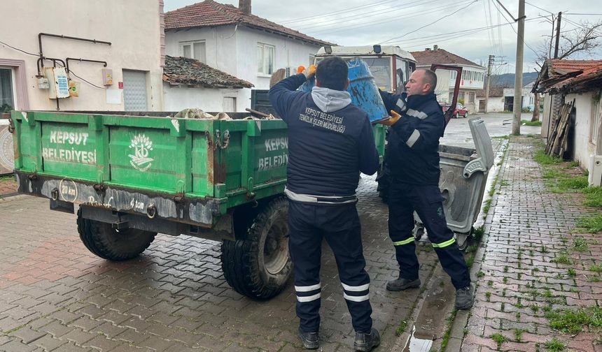 Kepsut Belediyesi İlçe Genelinde Çalışmalarını Sürdürüyor