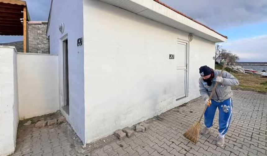 Marmara Adalar’da Çevre Temizliği Çalışmaları Aralıksız Sürüyor