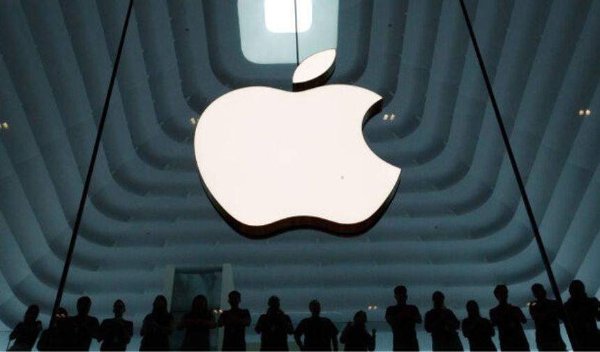 Siri Sözünü Tutamayan Apple Uzlaşmayı Seçti: Dev Ödeme Takvimi Belli Oldu! 250 Milyon Dolara Patladı!