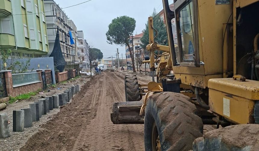 Bigadiç’te Sokak Sağlıklaştırma Hamlesi! 3 Cadde’de Çalışmalar Sürüyor