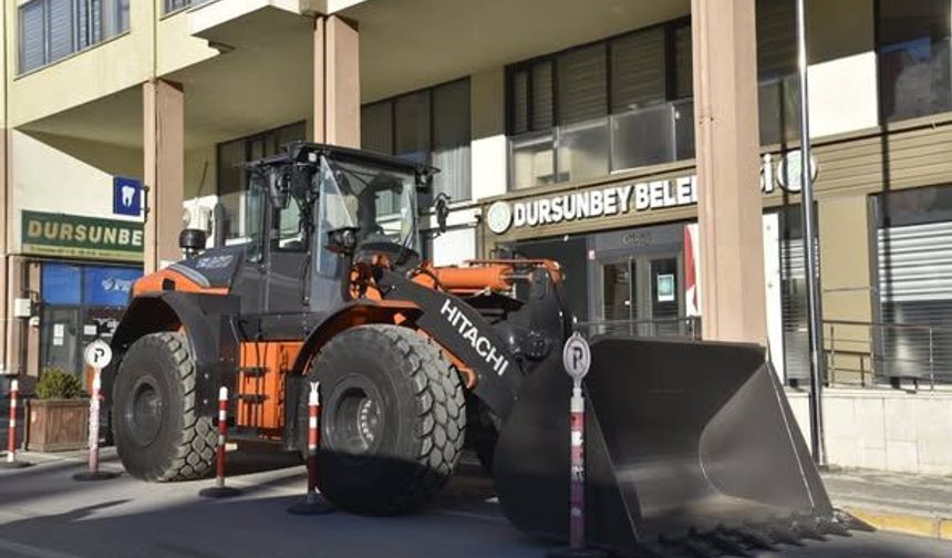 Dursunbey Belediyesi Araç Filosunu Güçlendirdi: Yeni Hizmet Araçları Göreve Başladı