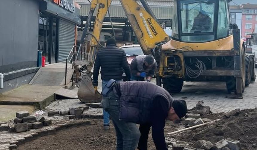 Bigadiç’te Yol Seferberliği: Abacı ve Kuyu Mahallelerinde Çalışmalar Sürüyor