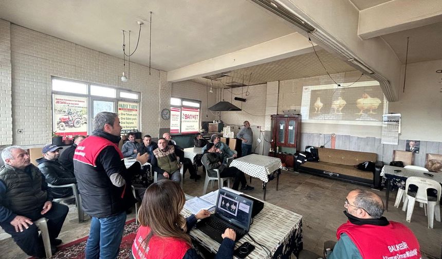 Erdek’te Kanatlı İşletmelerine Biyogüvenlik Bilgilendirmesi