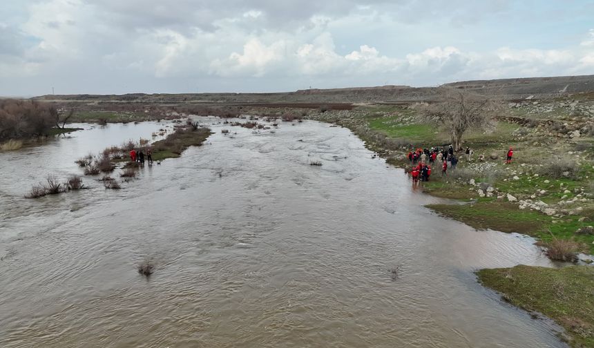 Diyarbakır’da Günlerdir Aranan Kadının Cansız Bedeni Bulundu