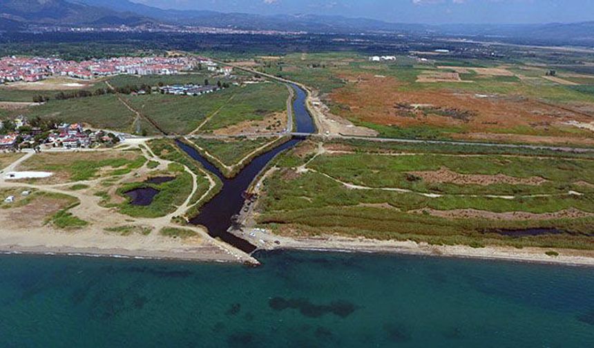 Edremit Çevre Derneği: “Sulak Alanlar Ranta Kurban Ediliyor”