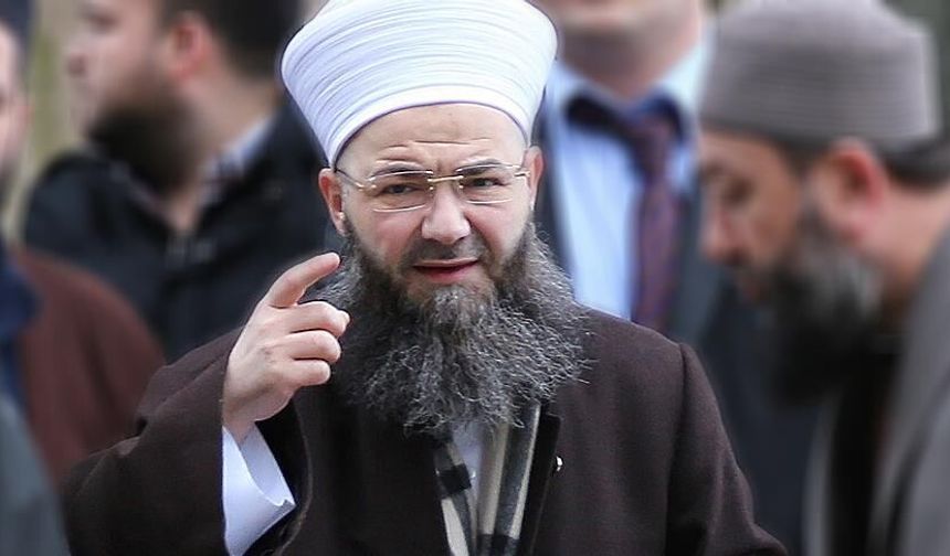 Burhaniye'nin "3 Dakikalık" Ezan Krizi Canlı Yayında! Cübbeli Ahmet Noktayı Koydu: "Oruçlar Kabul mü, Kaza mı Gerekiyor?