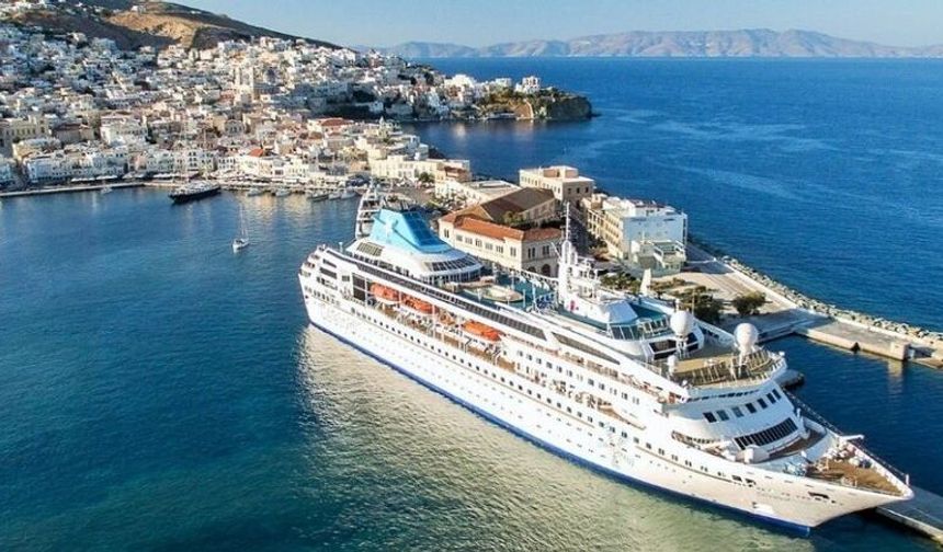 Kurban Bayramı'nda Vizesiz Tatil Tadında Gemi Turu! İşte Kuşadası'ndan Patmos'a, Mikonos'a Rüya Rotanın Detayları...