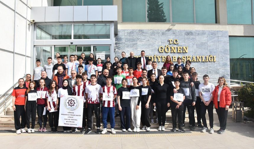 Gönen’de 37. Ömer Seyfettin Etkinlikleri Kapsamında Koşu Heyecanı