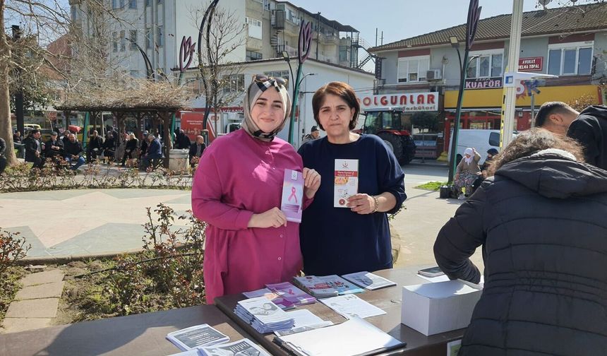 Bigadiç Pazar Yerinde Ramazan Mesaisi: İlçe Sağlık Müdürlüğü’nden Vatandaşlara Sağlık Çıkartması!
