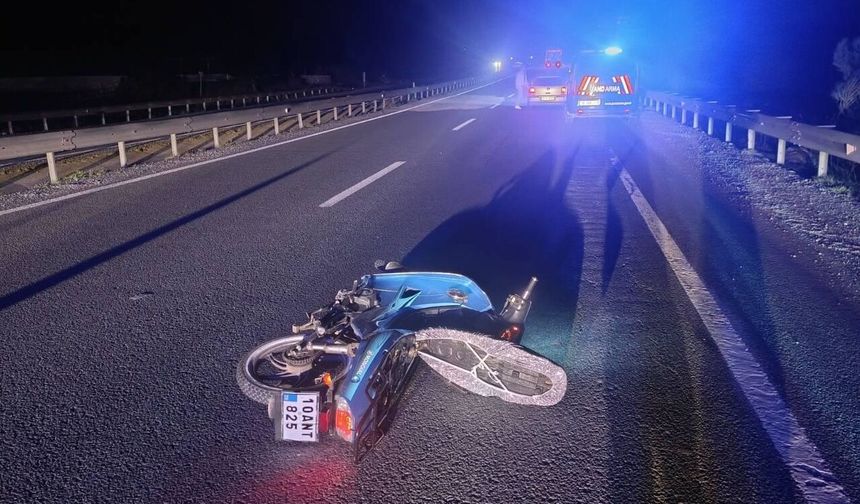 Balıkesir'de Yürek Yakan Kaza: 15 Yaşındaki Şerif Emre Motosiklet Kazasında Hayatını Kaybetti!