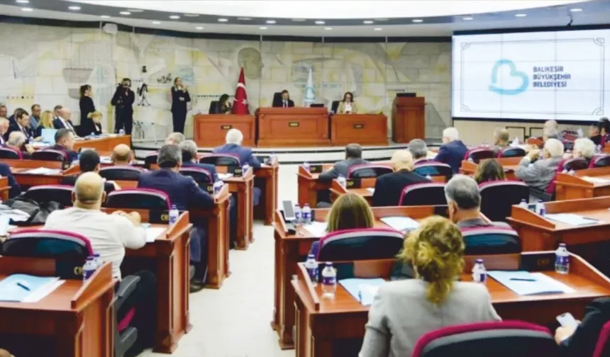 Balıkesir Büyükşehir Belediye Meclisi'ne 'gündemsiz ve kısır meclis' eleştirisi