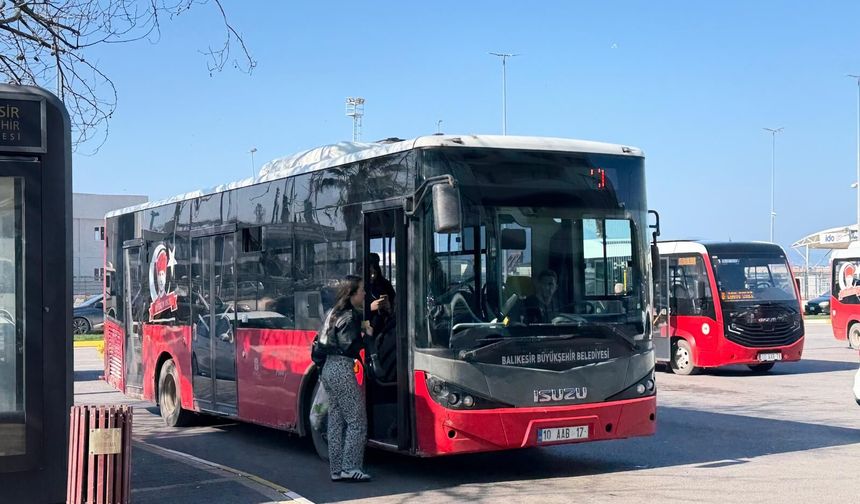 Balıkesir'de Bayram Ulaşımı Ücretsiz mi? BTT Yeni Sefer Saatlerini Açıkladı: Otobüs ve Minibüsler Kaçta Geçecek?