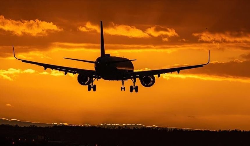 Uçuş İptallerinde Süre Uzatıldı! Bakan Uraloğlu Duyurdu: 13 Mart'a Kadar O Ülkelere Giriş Çıkış Durduruldu!