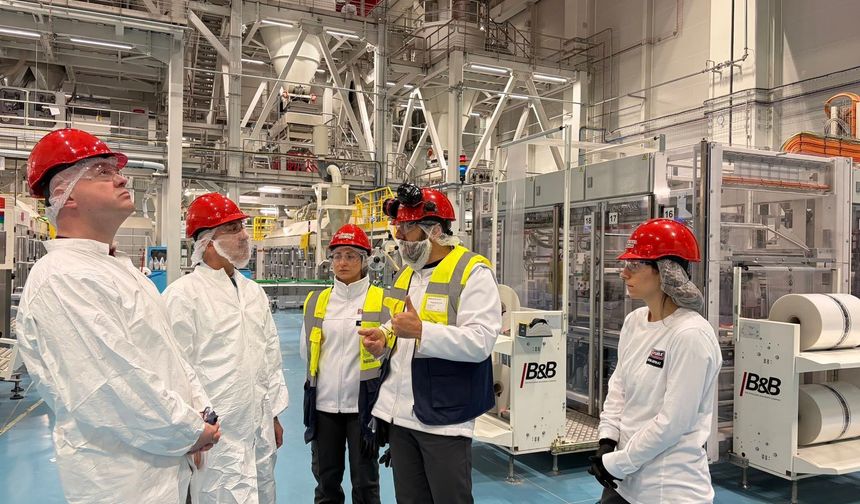 Balıkesir’de Evcil Hayvan Gıda Sektörüne Güçlü Destek: Mam üretim Tesisine Onay Belgesi Verildi!