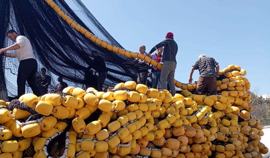 Erdek’te Orkinos Avı Öncesi Sıkı Denetim! Balıkçı Gemileri Tek Tek İncelendi