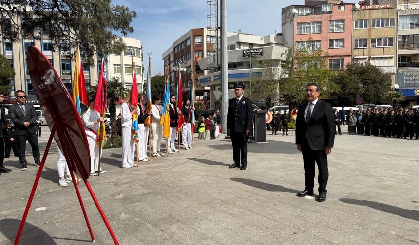 Atatürk’ün Burhaniye’ye Gelişinin 92. Yılında Gurur Dolu Kutlama: Cumhuriyet Meydanı’nda Tarihi Anlar