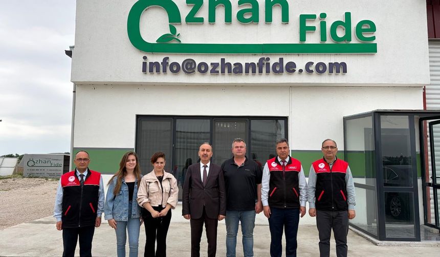 İl Tarım Müdürü Dr. Hüseyin Düzgün Susurluk'ta Fide Tesisini Ziyaret Etti