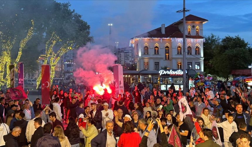 BANDIRMA BORDO BASKETBOL SÜPER LİG'DE! İLÇEDE BAYRAM HAVASI ESİYOR